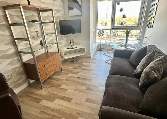 Gunwharf Quays Harbour Apartments